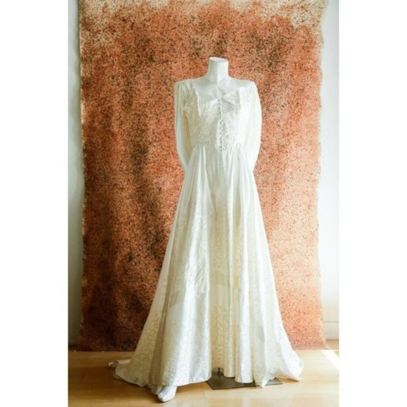Vintage Light Ivory  Satin Flecked Wedding Dress w Train Detail S/M - Picture 2 of 11